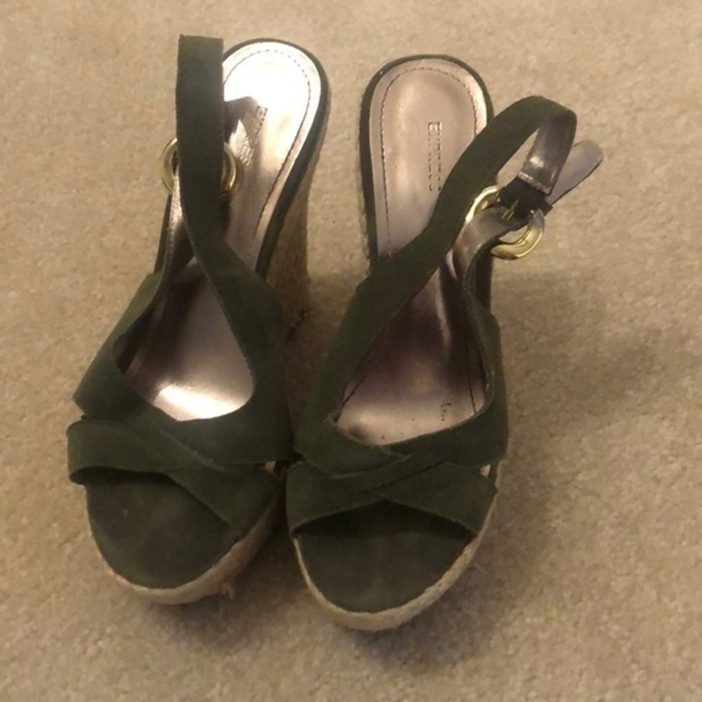 Express Wedge Sandals